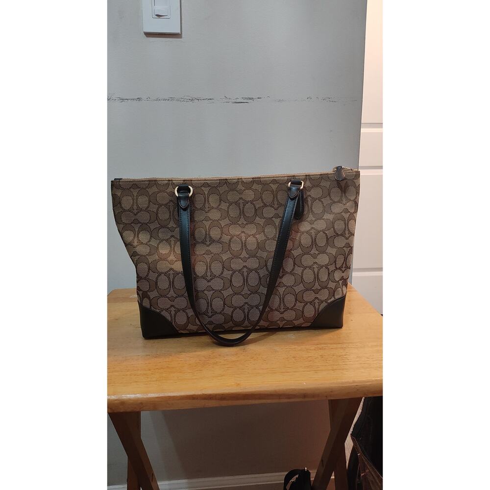 Coach Tote